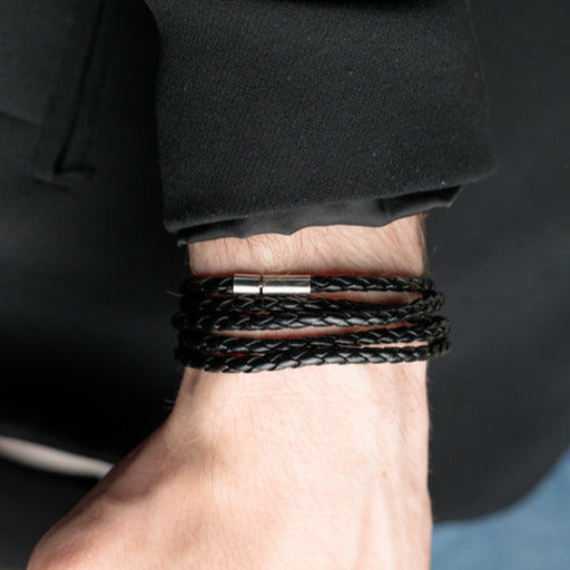 Bransoletka „Pięć Okrążeń” — retro skóra, łańcuszek, czarny styl, MANNOR