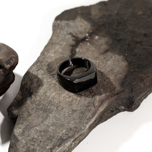 Męski sygnet „Rock”, stal 316L, gładki, męski styl, MANNOR