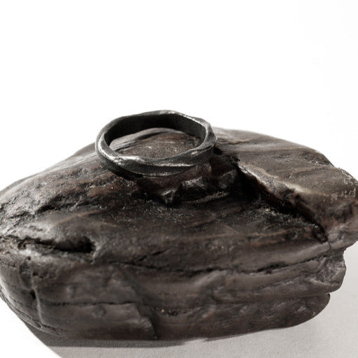 Gotycki pierścionek „Möbius”, stal nierdzewna, gotycki styl, unisex, MANNOR